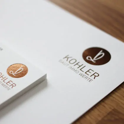 Set Visitenkarten und Briefpapier mit Folienprägung goldbraun metallic