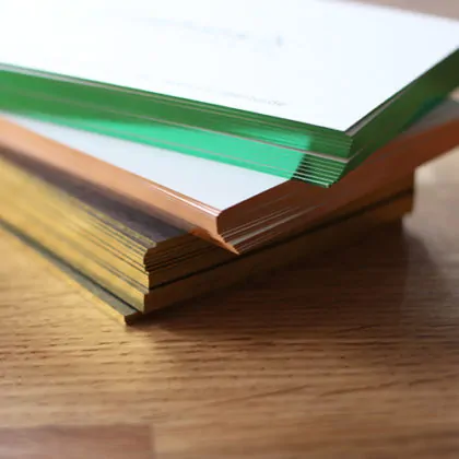 Folienschnitt Visitenkarten grün metallic kupfer gold