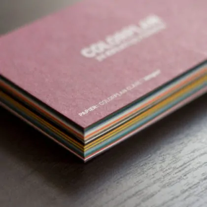 Visitenkarten mit farbigen Kartons Colorplan