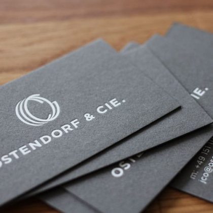 Colorplan Visitenkarten mit Heißfolienprägung weiss matt
