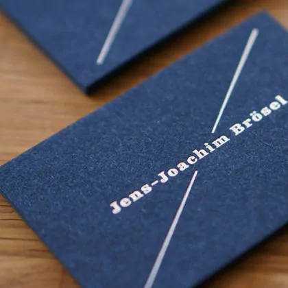 Les Naturals recycelte Visitenkarten