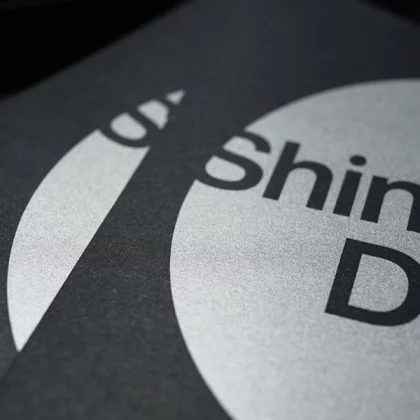 Karten mit Metallic Digitaldruck